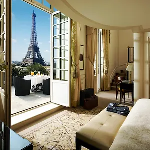 Shangri-la 5*, Paris France
