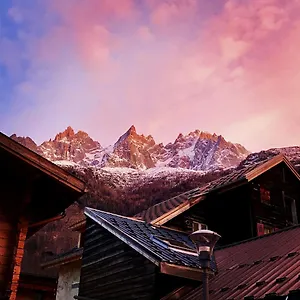 Dify Cosy - , Chamonix France