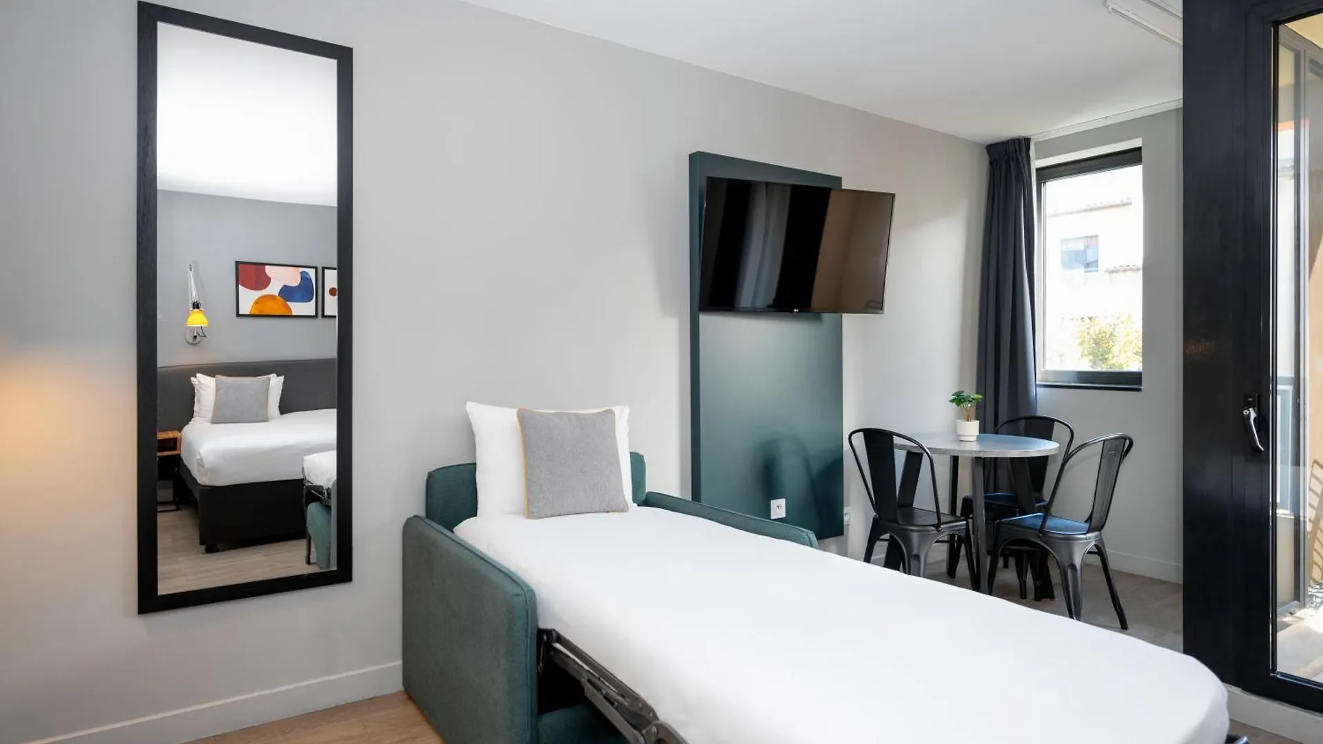 ***  Staycity Aparthotels Marseille Centre Vieux Port France