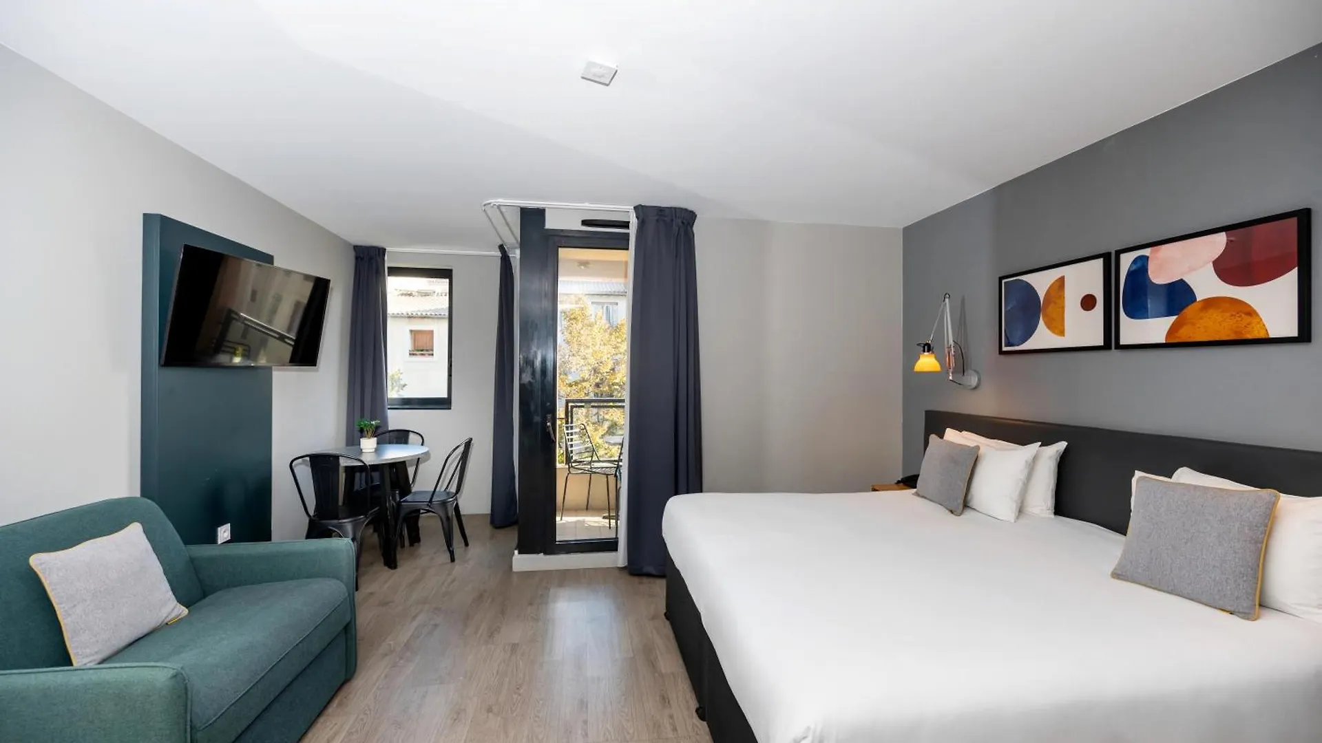 ***  Staycity Aparthotels Marseille Centre Vieux Port France
